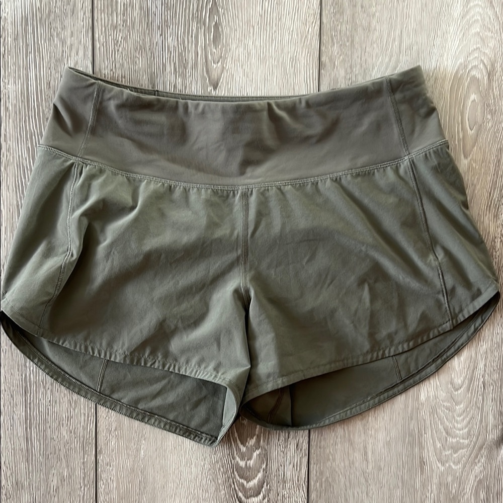Lululemon mid rise speed shorts